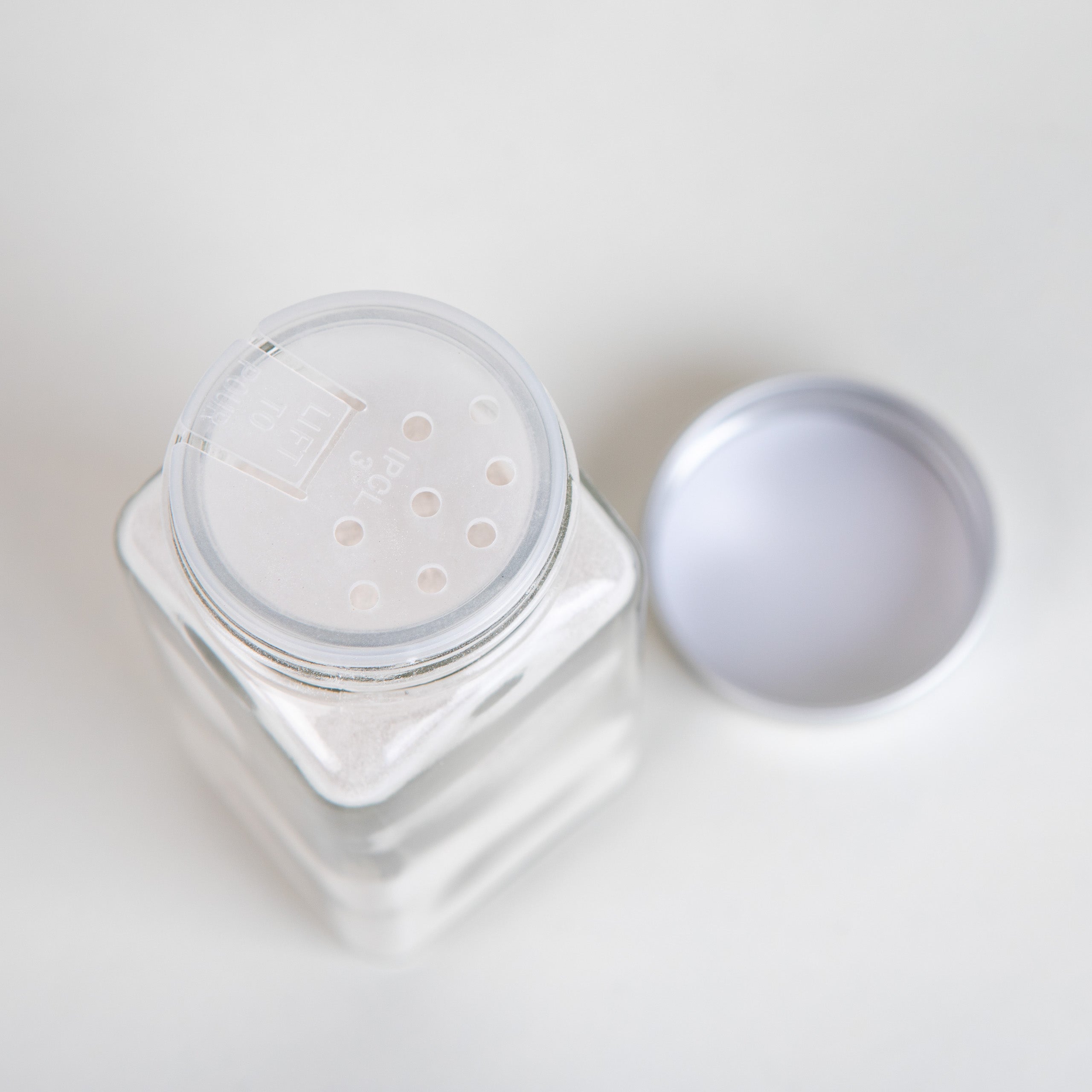 Zero-Waste Dry Shampoo