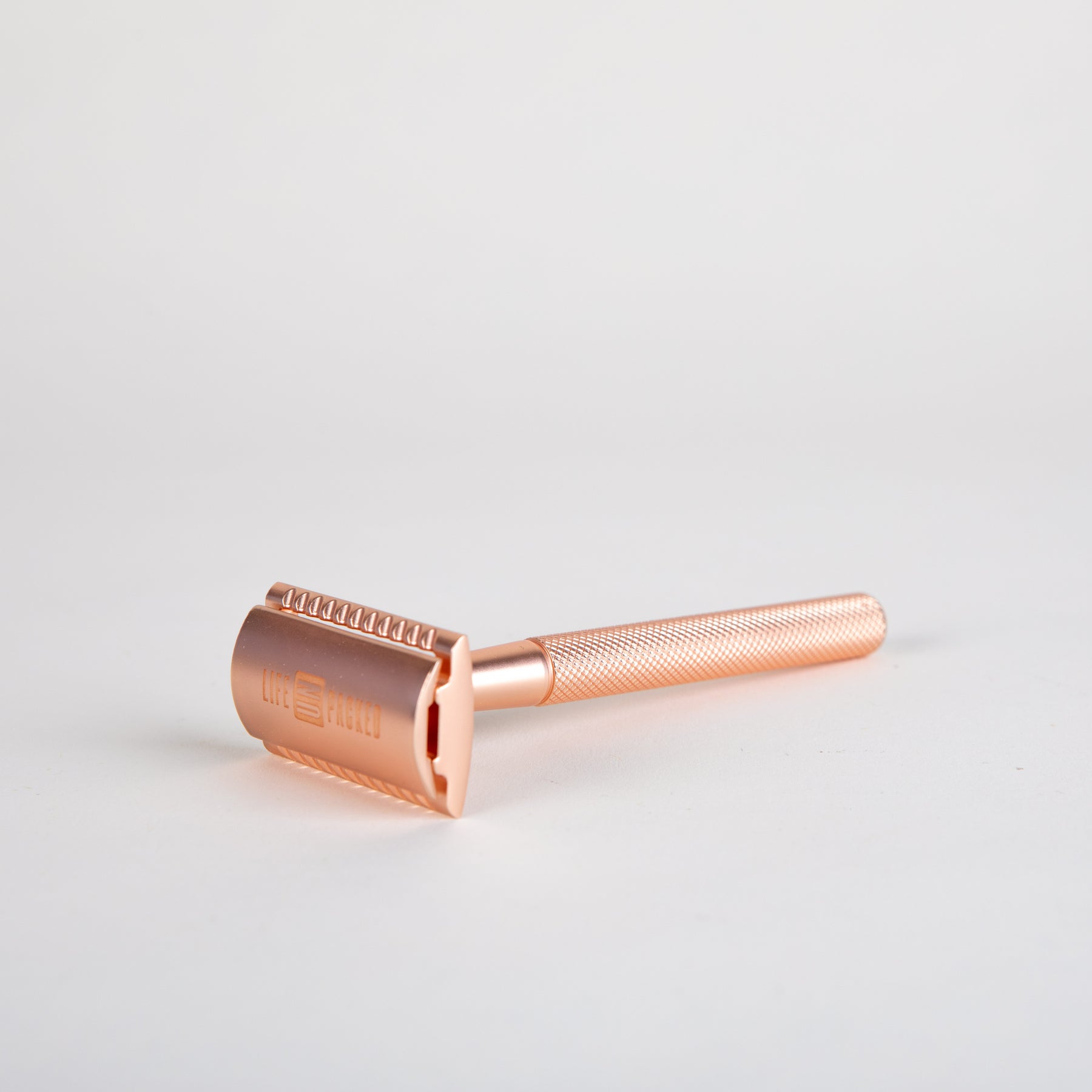 Zero-Waste Metal Razor at life UNpacked